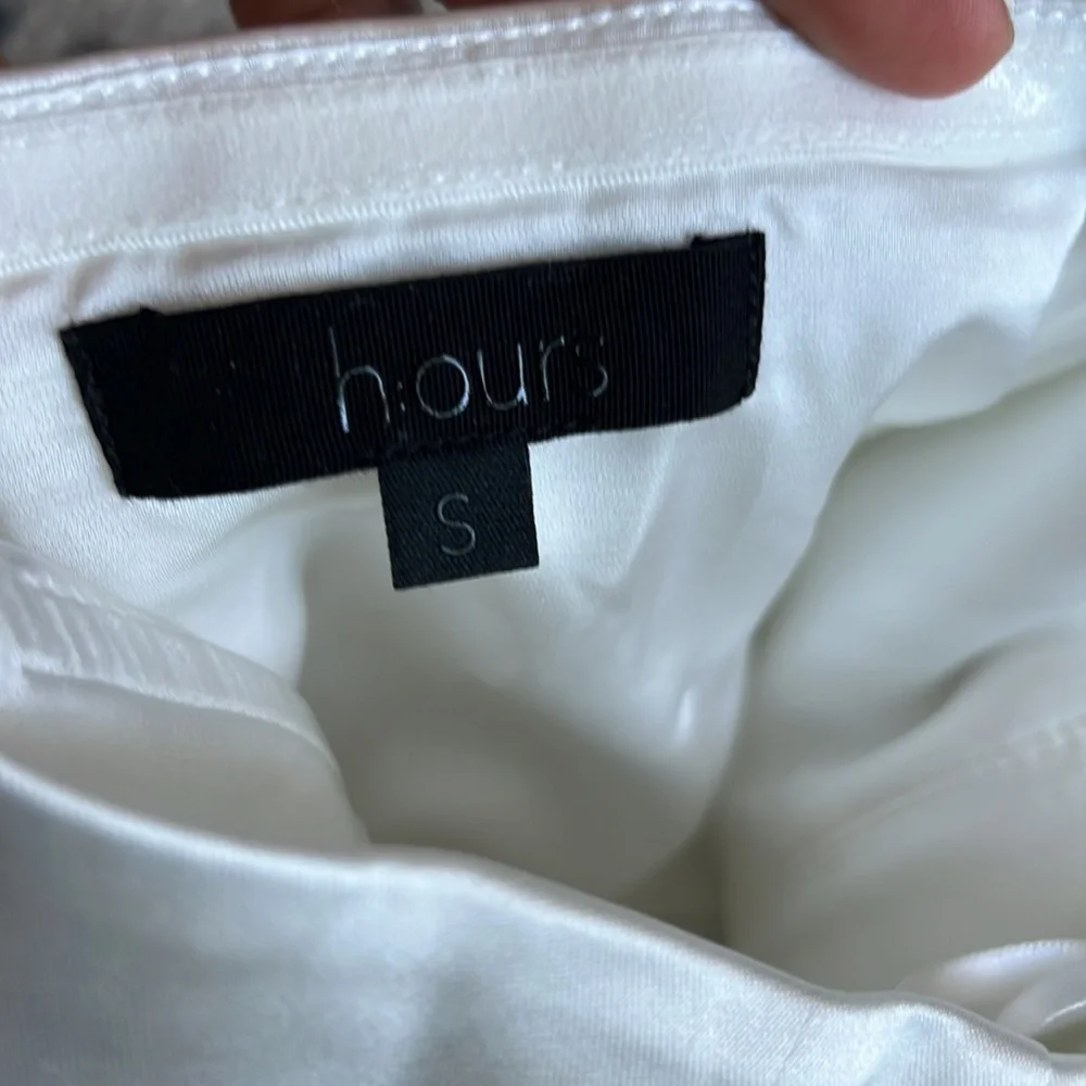 h:ours Tabitha Bodysuit in White small - Picture 9 of 10